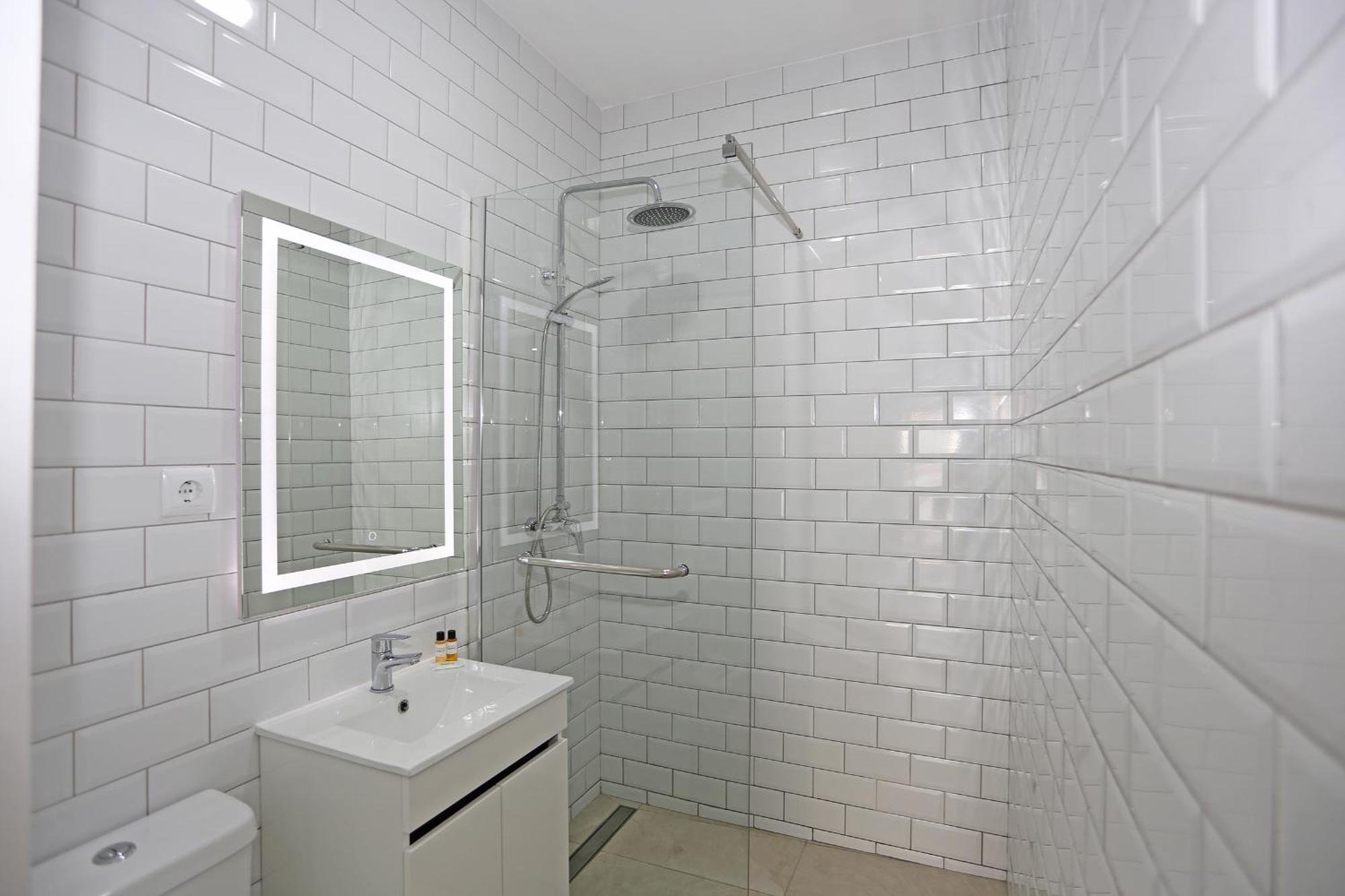 B88 - Mendonca Street Apartment Lagos Exterior photo